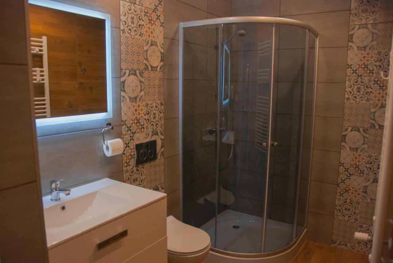 Noclegi "Boczna 5A" Apartamenty Goscinne 斯扎瓦诺泽德霍 外观 照片