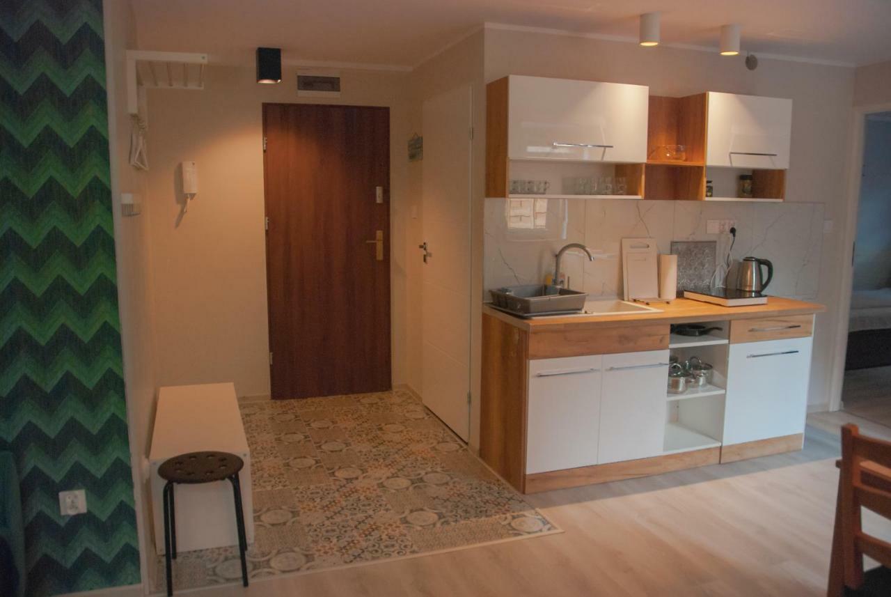 Noclegi "Boczna 5A" Apartamenty Goscinne 斯扎瓦诺泽德霍 外观 照片